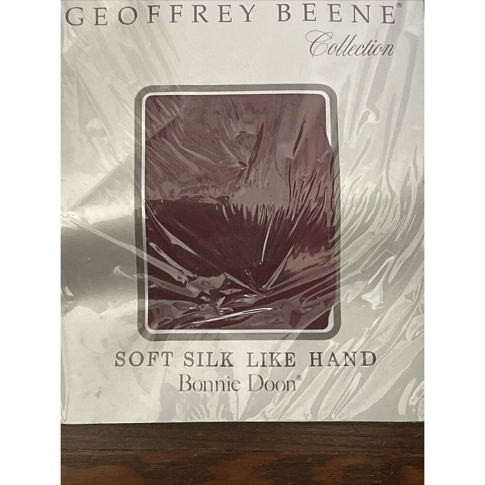 Vintage Geoffrey Beene Brandy Wine Medium Pantyhose NWT Sheer Executive Nylon - Picture 5 of 8